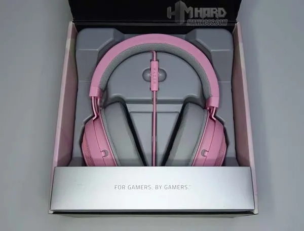 unboxing caja abierta audifonos Razer Quartz Pink