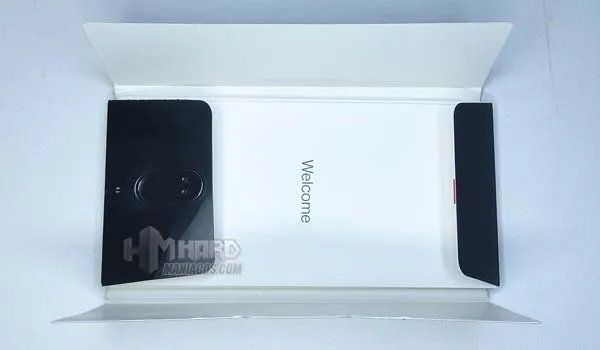 unboxing estuche negro pequeño OnePlus 10 Pro