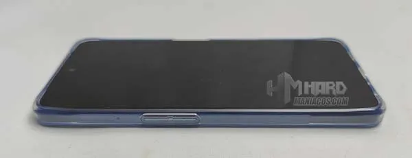 OnePlus Nord CE 3 Lite 5G con funda