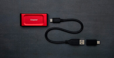 Kingston XS1000 en color rojo portada